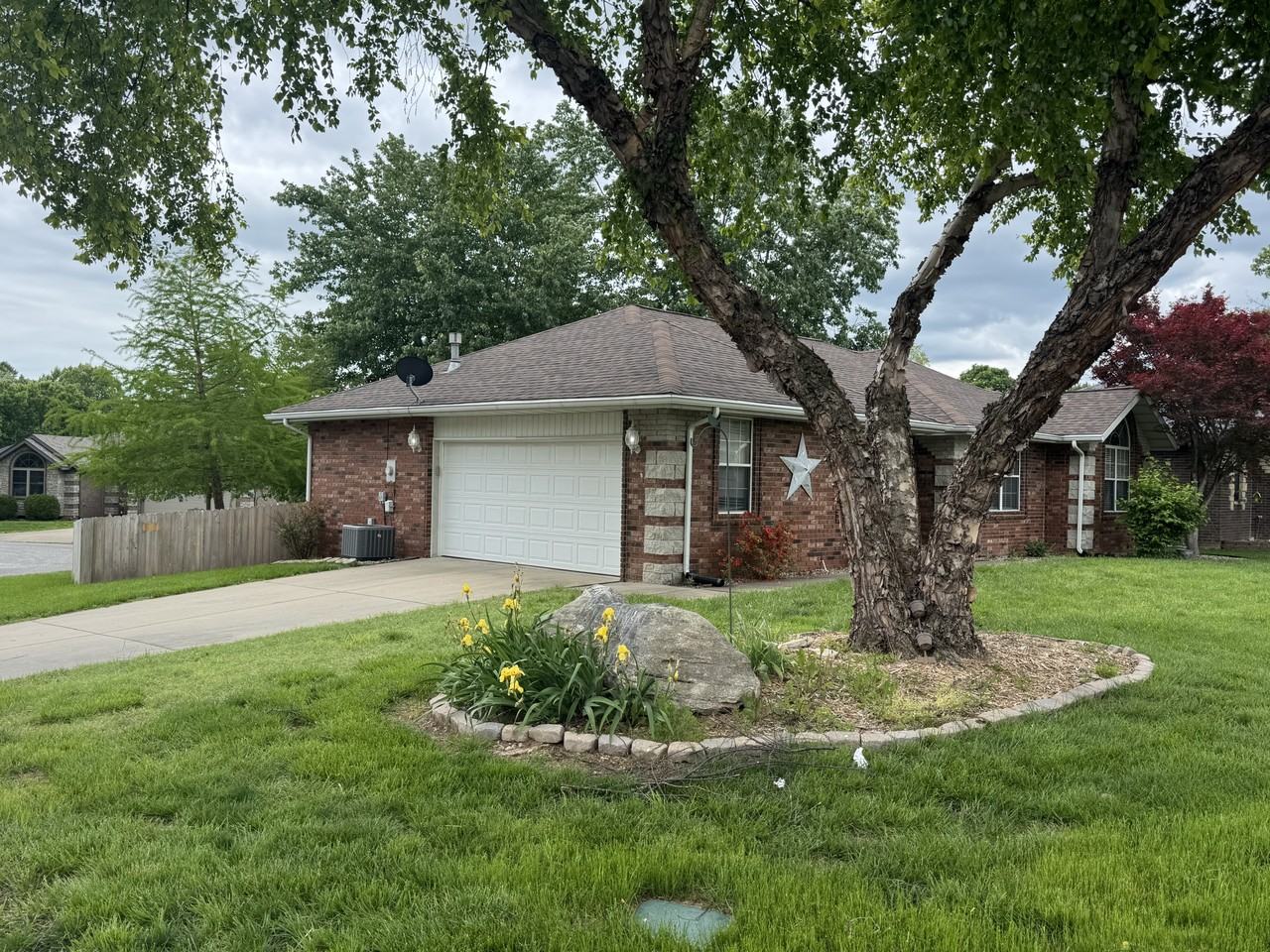 608 Cypress Ave #NA - Photo 2 of 16