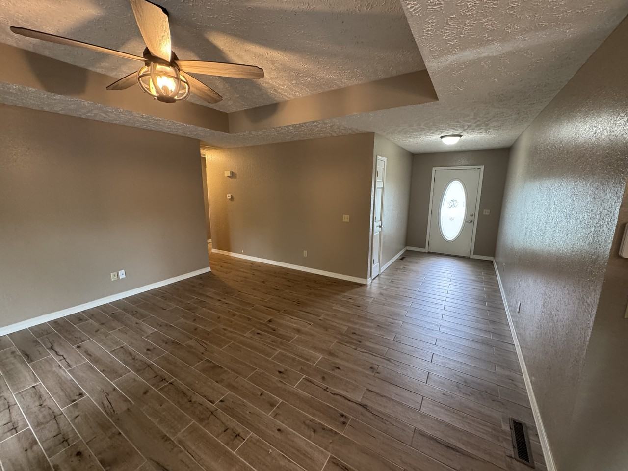 608 Cypress Ave #NA - Photo 4 of 16