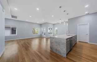 featured image of 4633 Virginia Ave #101