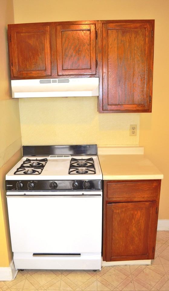 450 Barbour St / Mancora Apartments, LLC - Photo 6 of 35