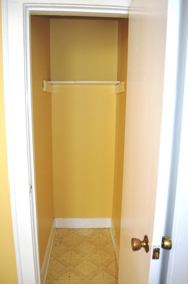 450 Barbour St / Mancora Apartments, LLC - Photo 7 of 35