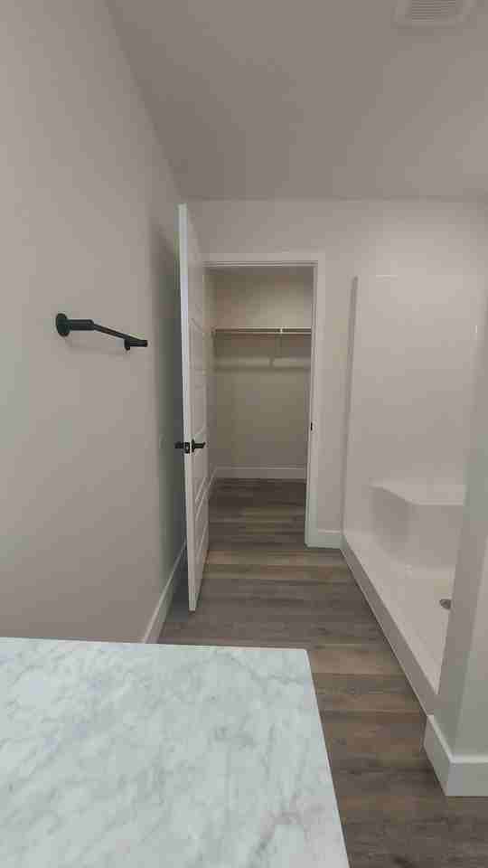 413 Eagle St #413 - Photo 6 of 10