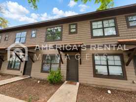 1915 6th Ave - Photo 1 of 1