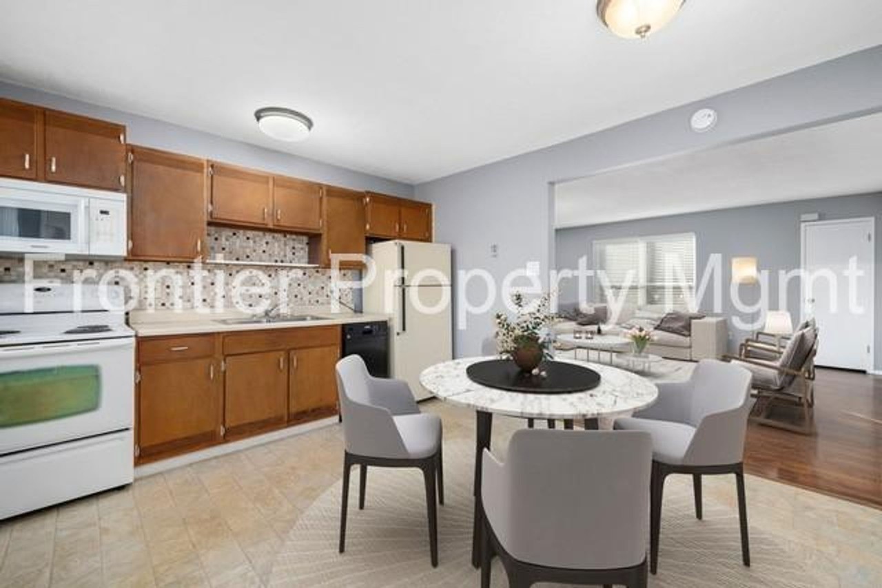 Shirley Garden Apartments - Photo 3 of 9