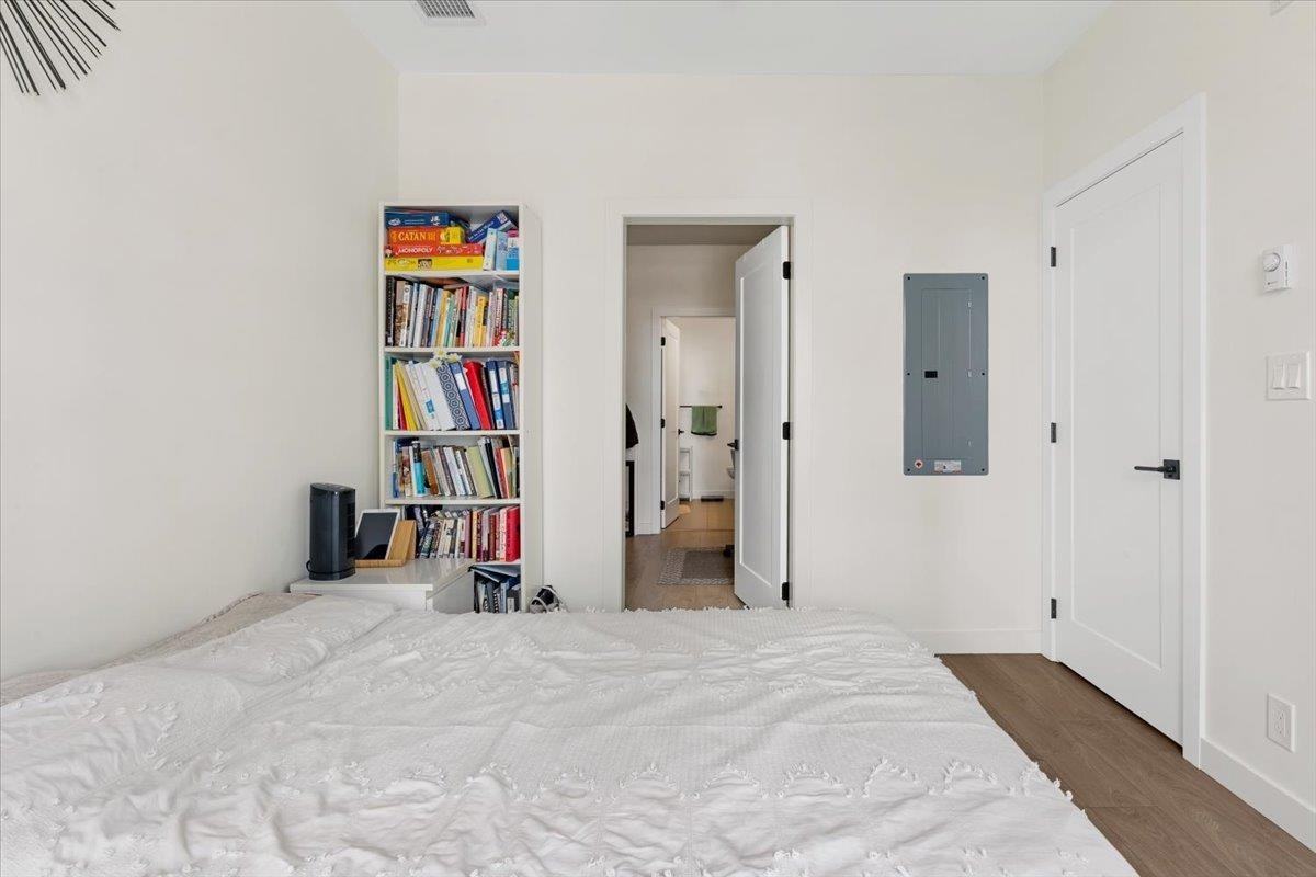 20052 83A Avenue #3rd Floor - Photo 7 of 15