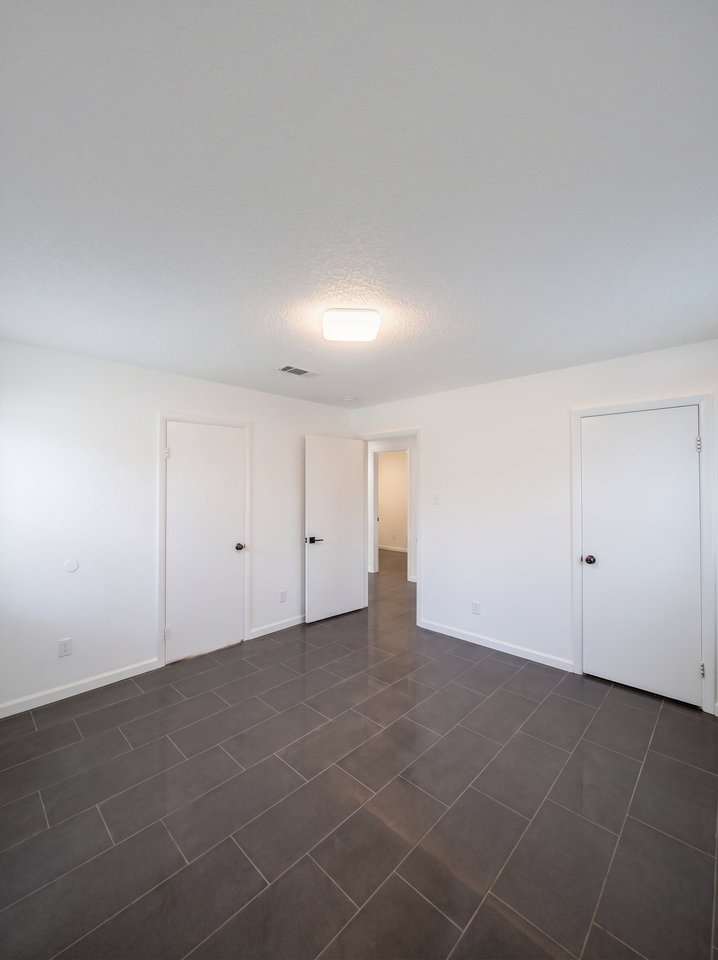 389 N Hollywood St Apt A11 #A11 - Photo 7 of 17