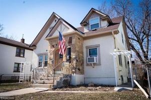 featured image of 4165 Aldrich Ave N #2