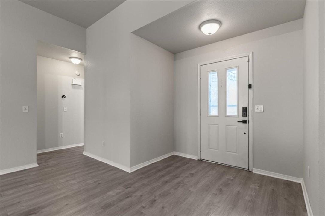 2409 Sw 17th St - Photo 5 of 31