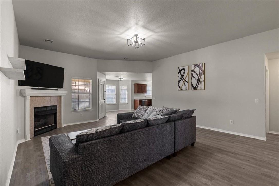2409 Sw 17th St - Photo 7 of 31