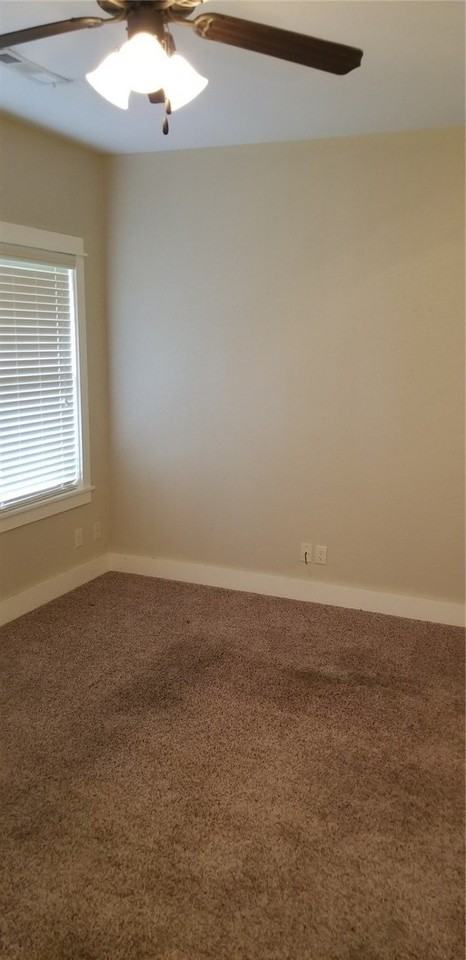 3185 N Barnsbury Ter - Photo 3 of 8