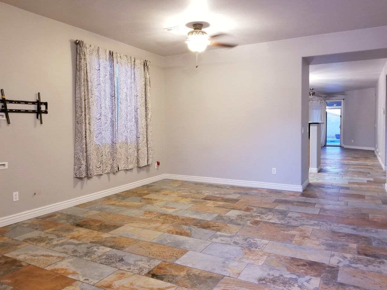 7410 W Darrel Rd - Photo 2 of 20