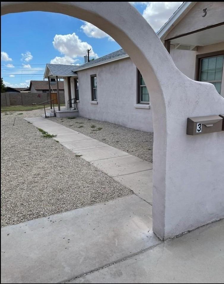 143 W Pima Ave #4 - Photo 2 of 7