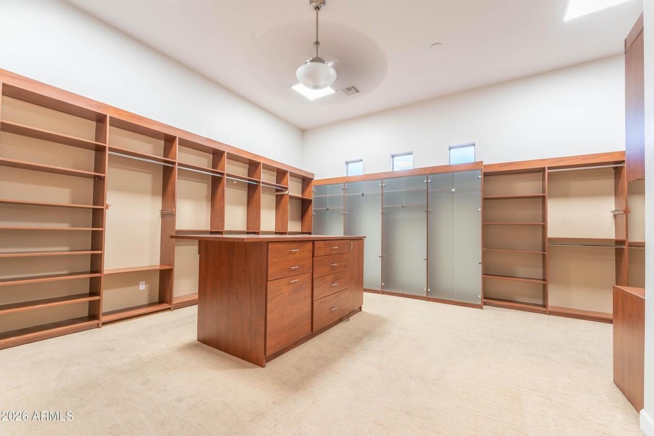 3552 E Jaeger Cir - Photo 4 of 50
