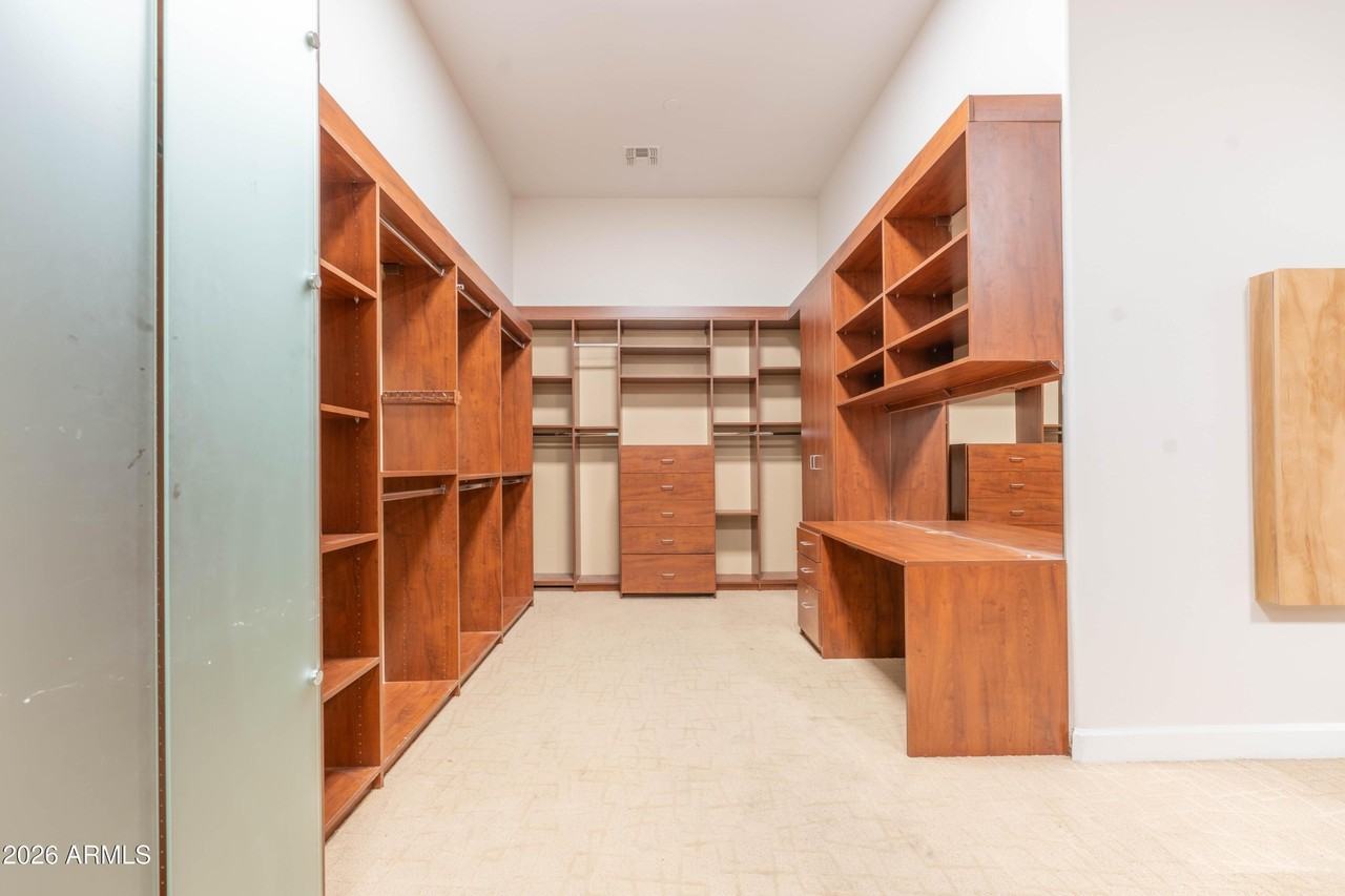 3552 E Jaeger Cir - Photo 5 of 50