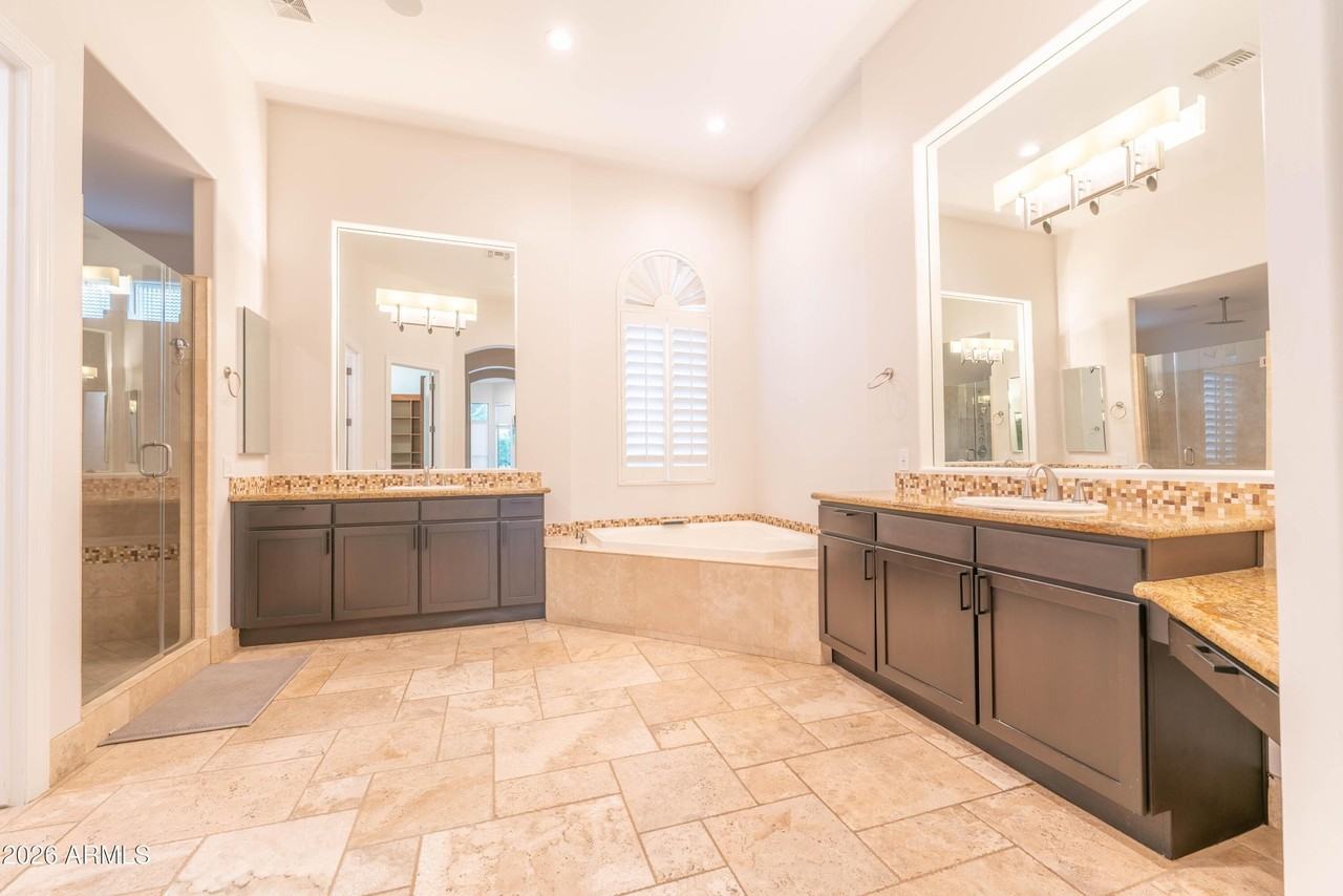 3552 E Jaeger Cir - Photo 6 of 50