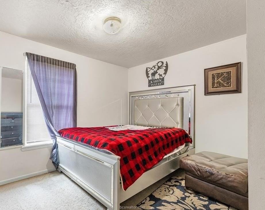1012 Columbus Ave - Photo 7 of 8