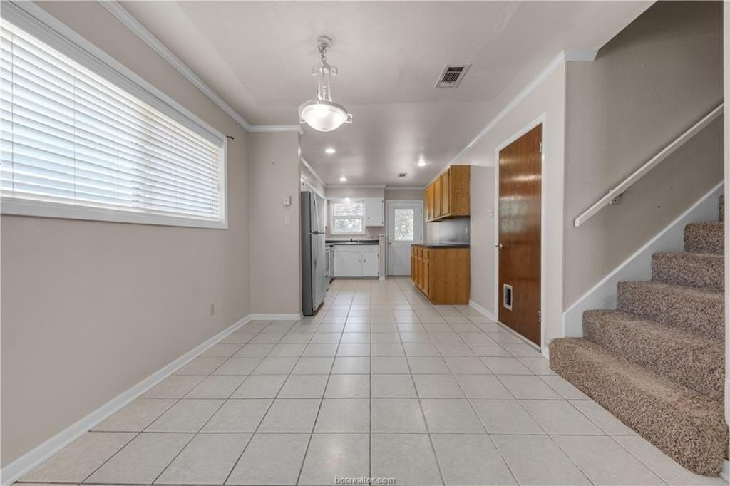 1200 Holik Dr #B - Photo 4 of 14