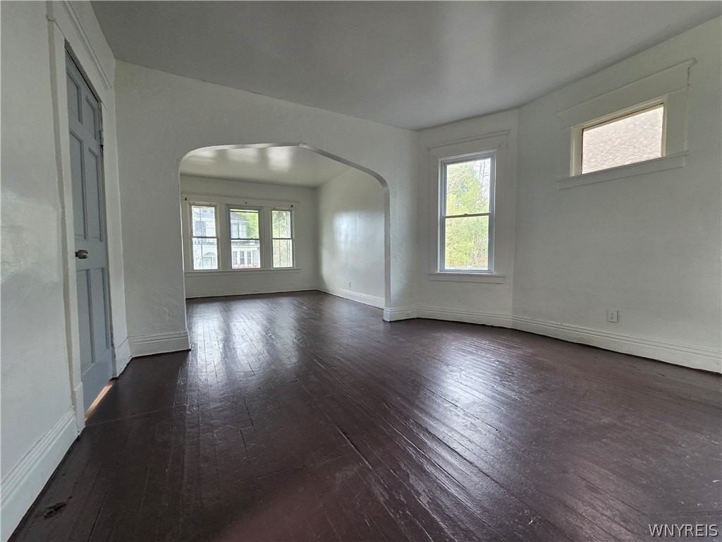 67 Moeller St - Photo 4 of 16
