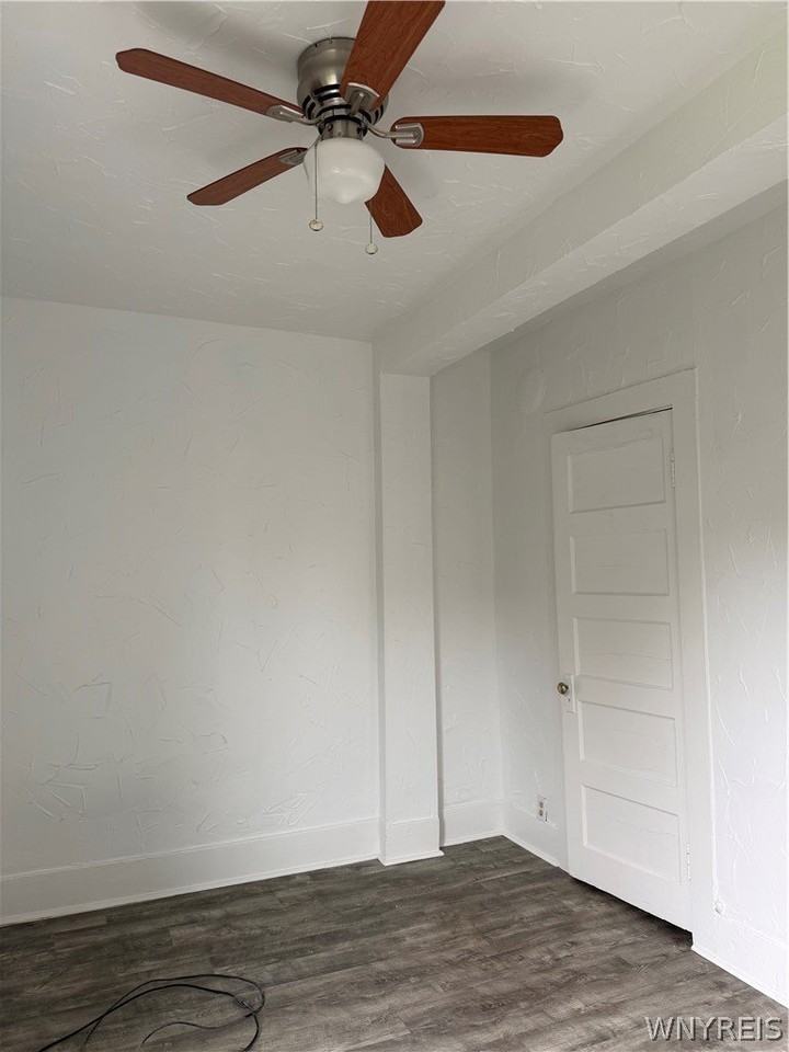 76 Tracy St #7 - Photo 6 of 9