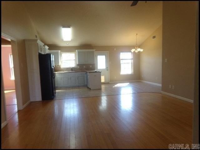100 Corbin Cir - Photo 5 of 16