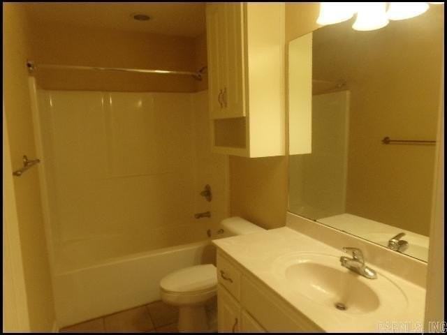 100 Corbin Cir - Photo 7 of 16