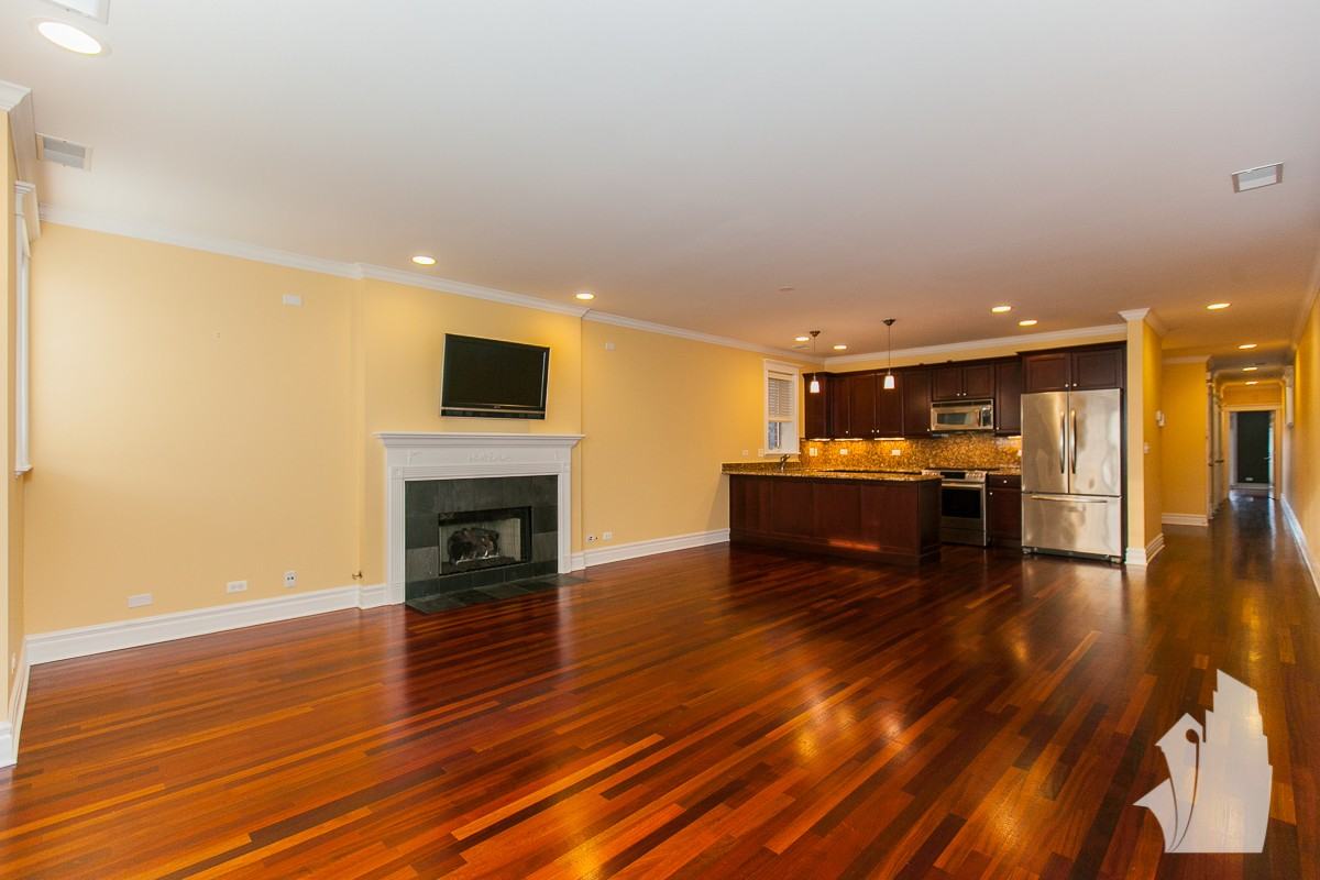 3841 N Southport Ave #4 - Photo 4 of 18