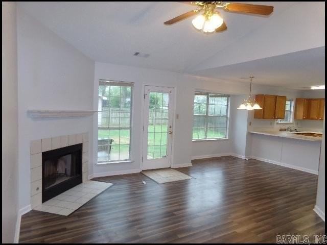 2301 Lakeshore Dr - Photo 2 of 16