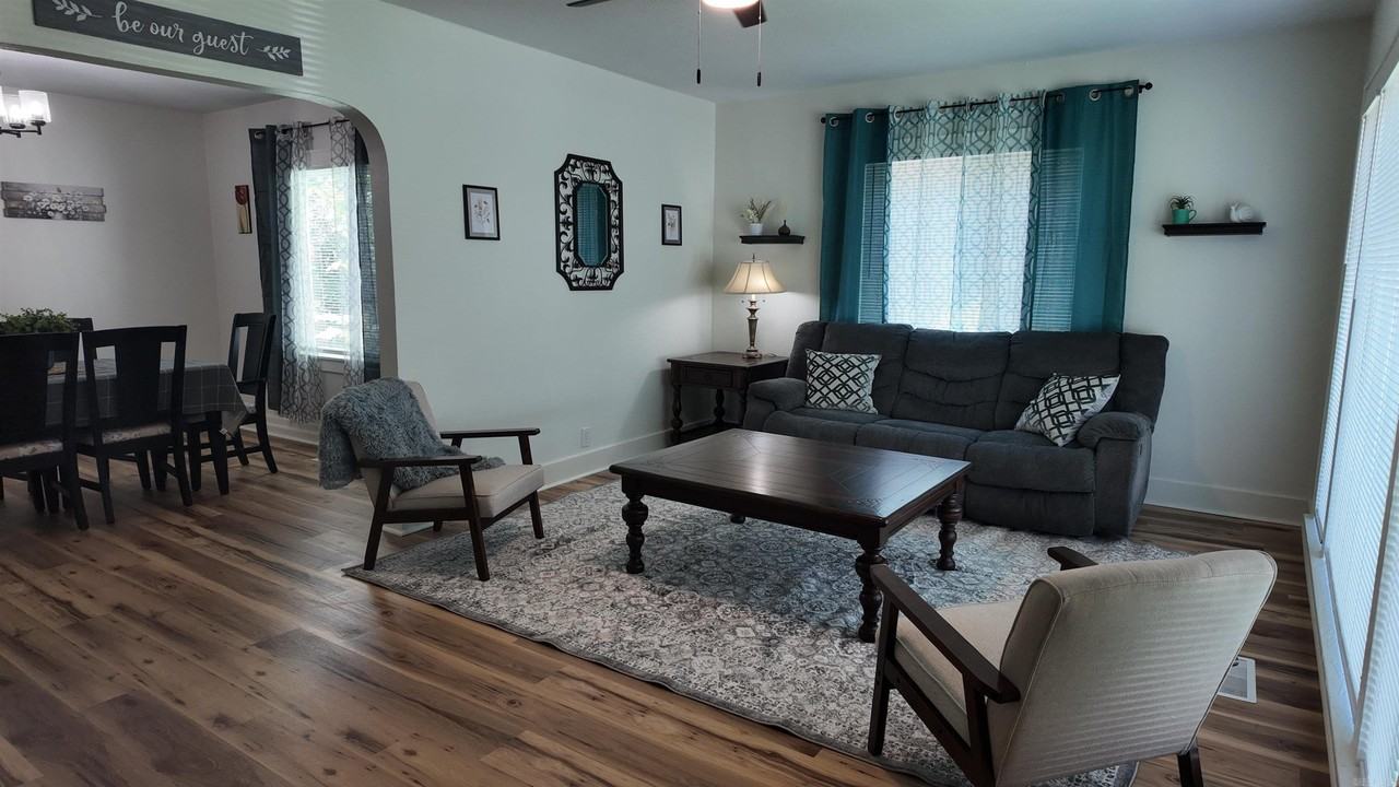 217 S Patterson St - Photo 2 of 26