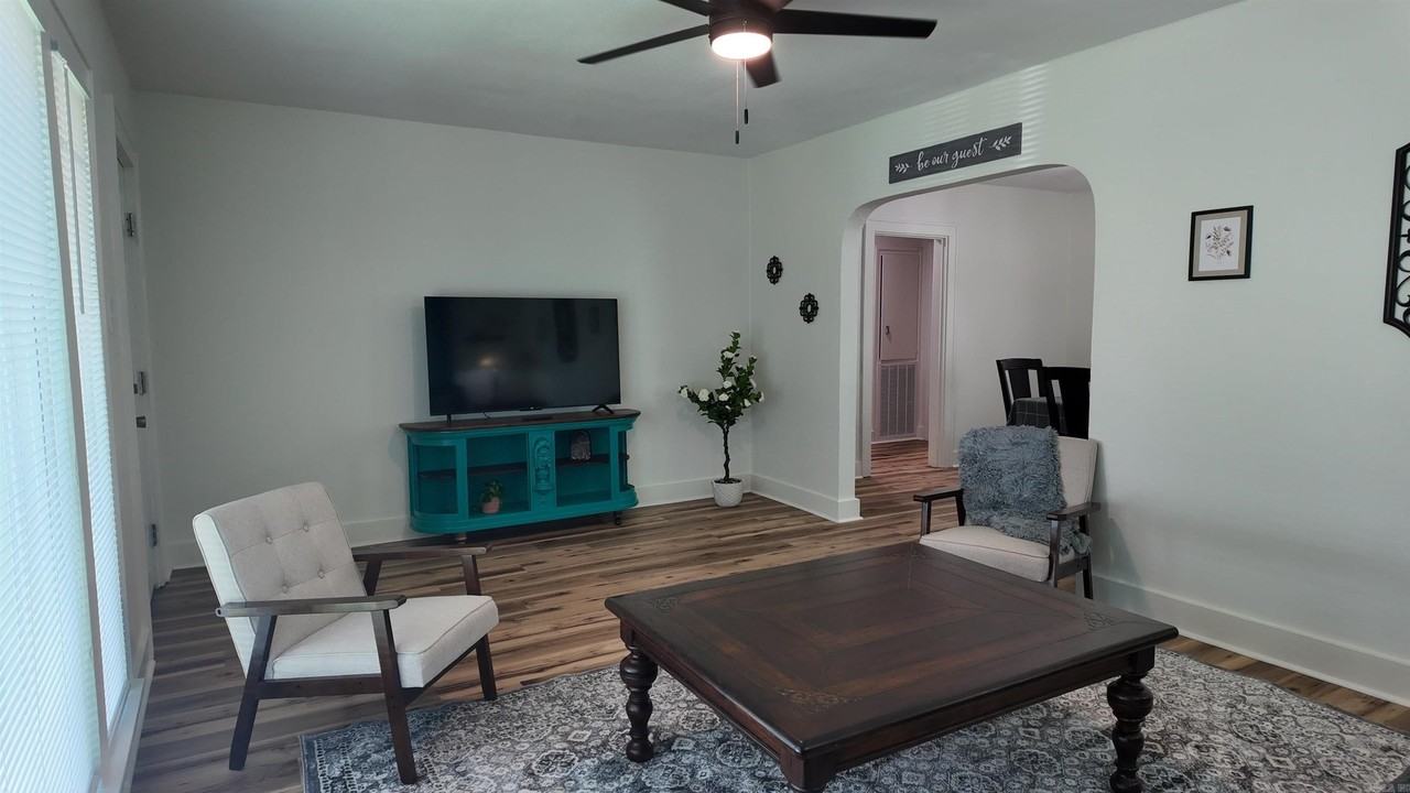 217 S Patterson St - Photo 3 of 26
