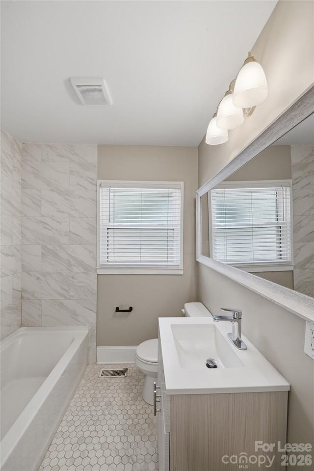 4239 Dinglewood Ave - Photo 3 of 25