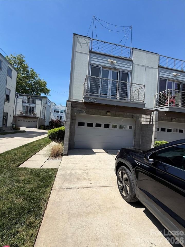 919 Westbrook Dr #A - Photo 2 of 3
