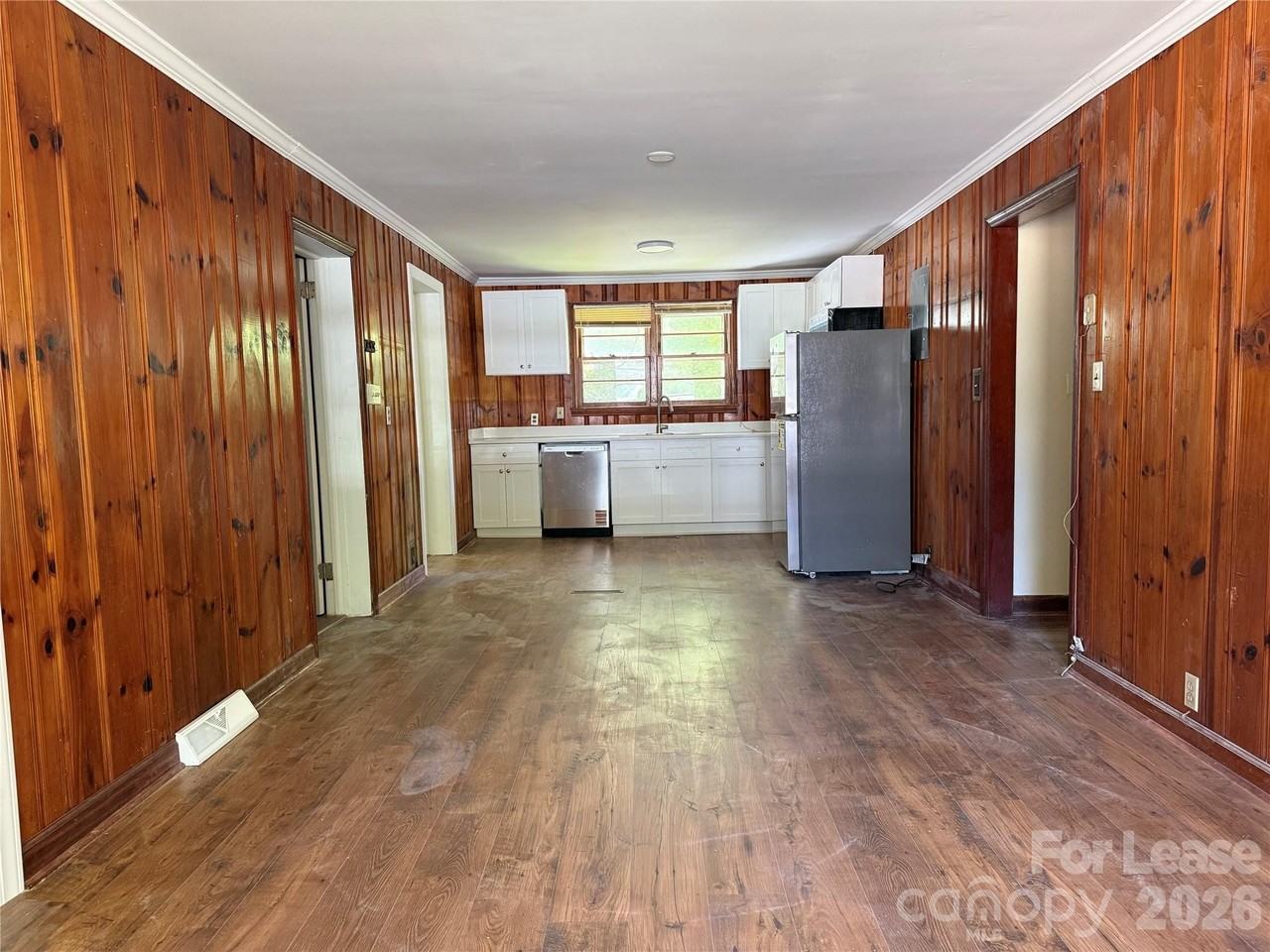 91 Marsh Ave - Photo 5 of 14