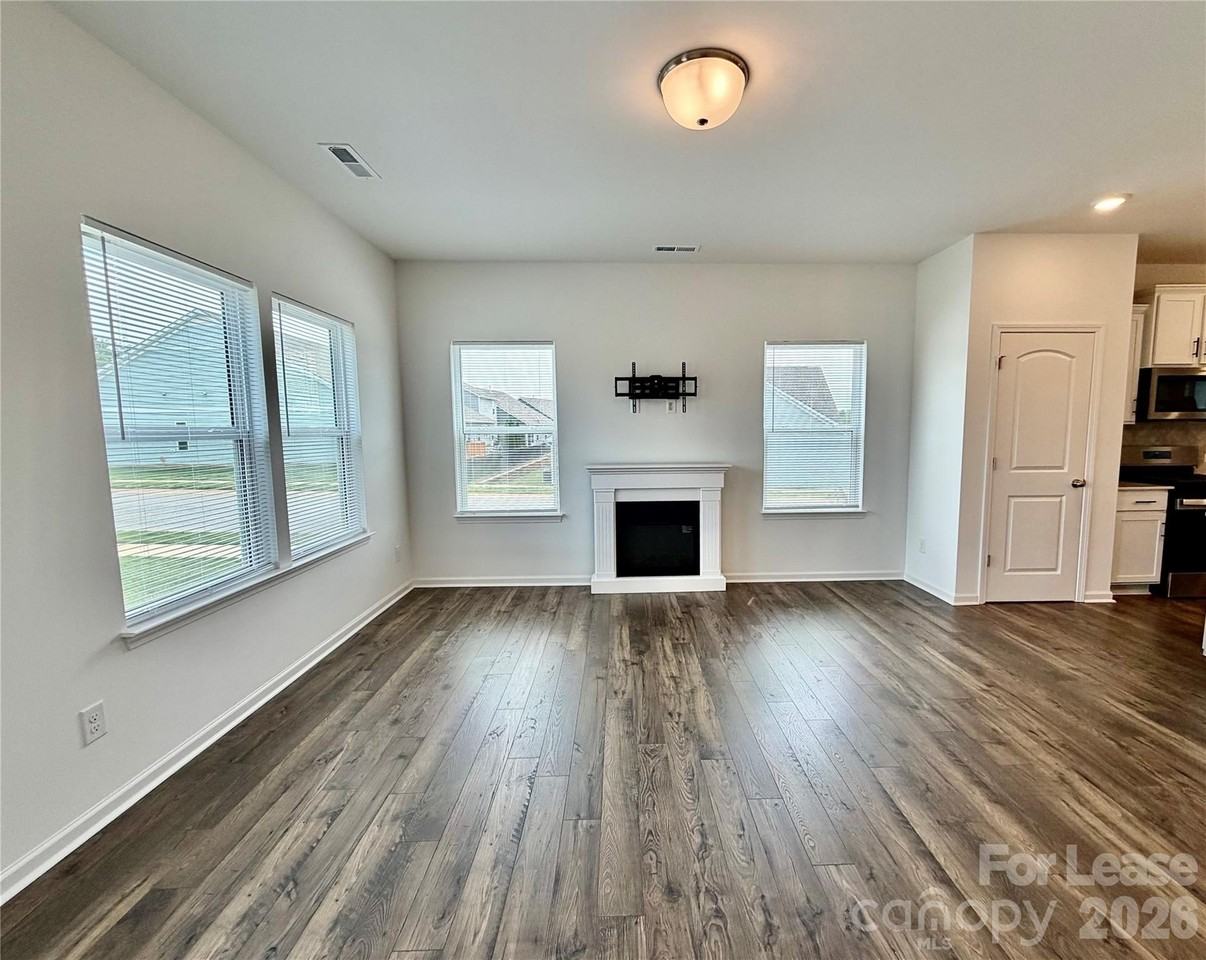 40180 Crooked Stick Dr - Photo 5 of 24