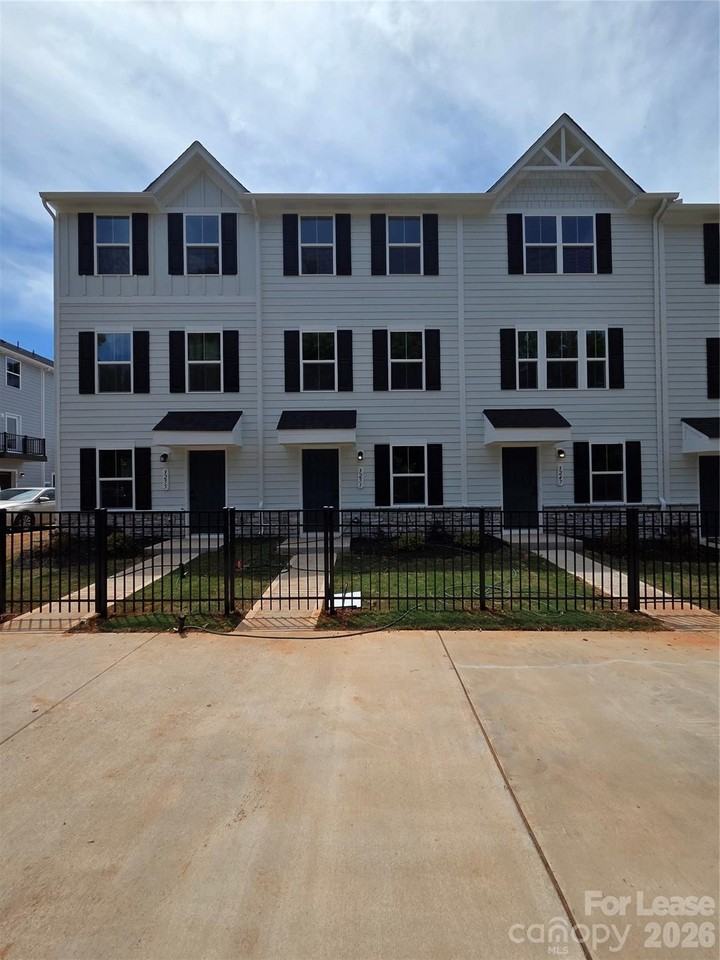 3251 Dannelly Towns Aly