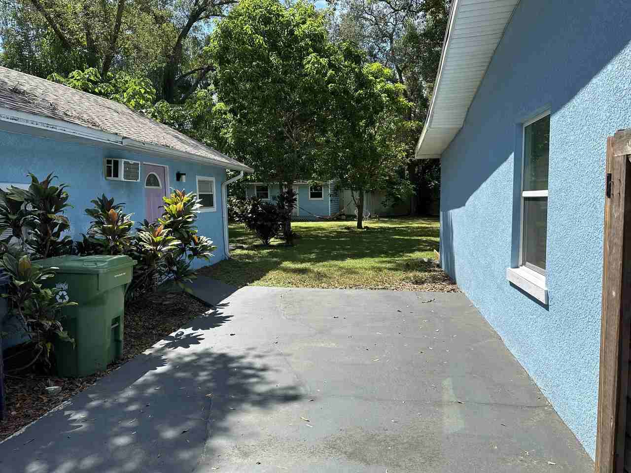 905 E Crawford St #1 - Photo 5 of 25