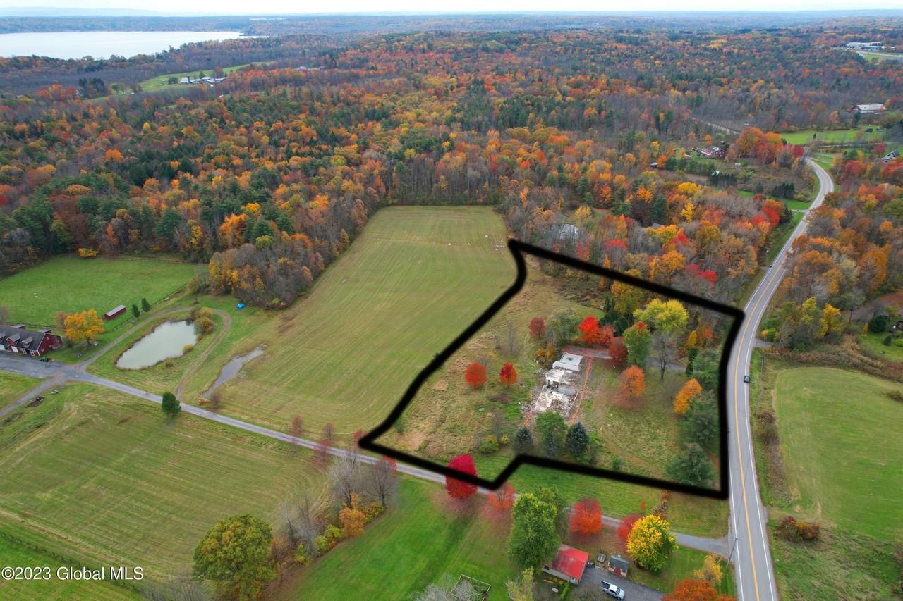2130 Rowley Rd #A - Photo 3 of 10
