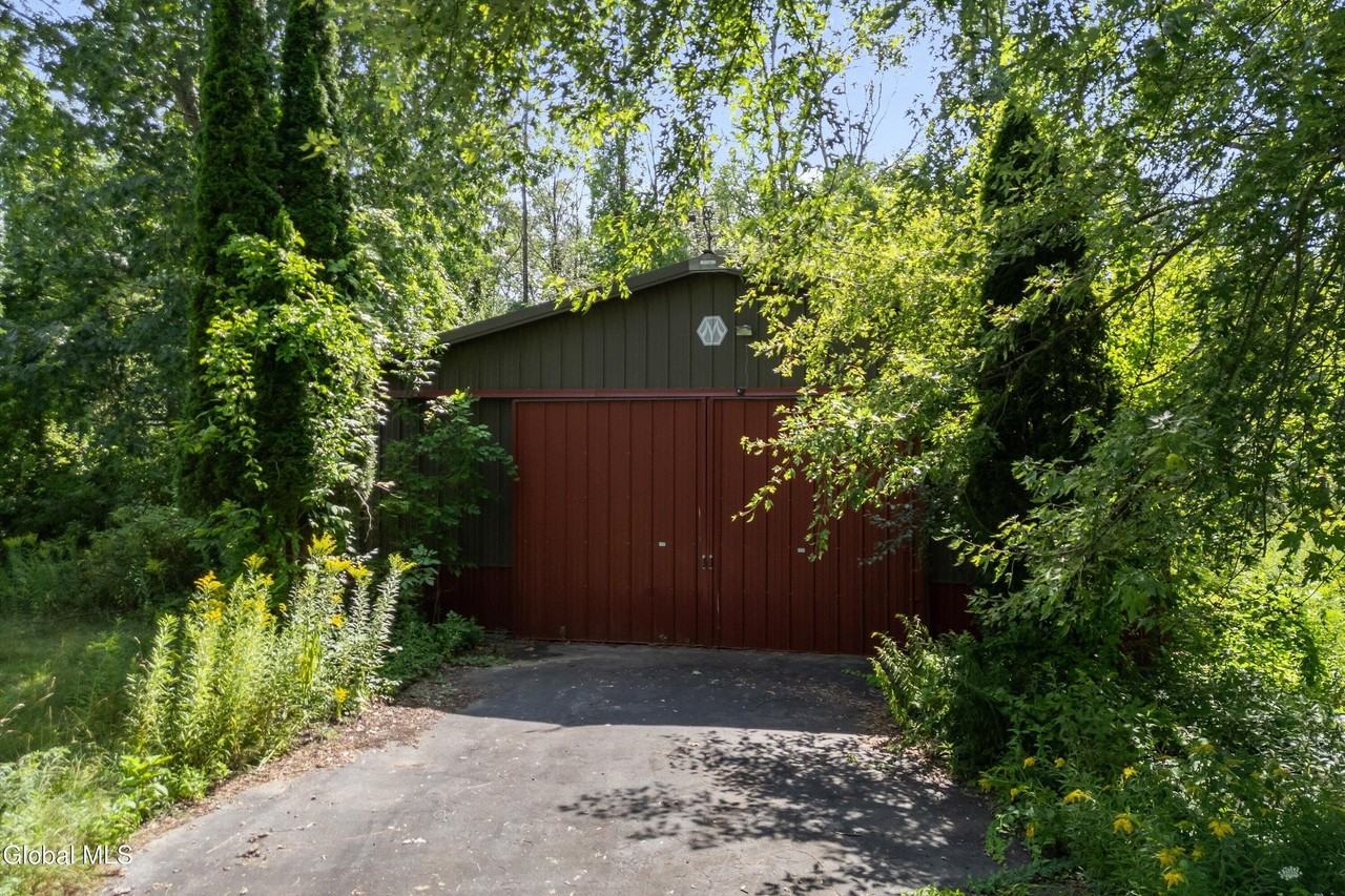 2130 Rowley Rd #A - Photo 4 of 10