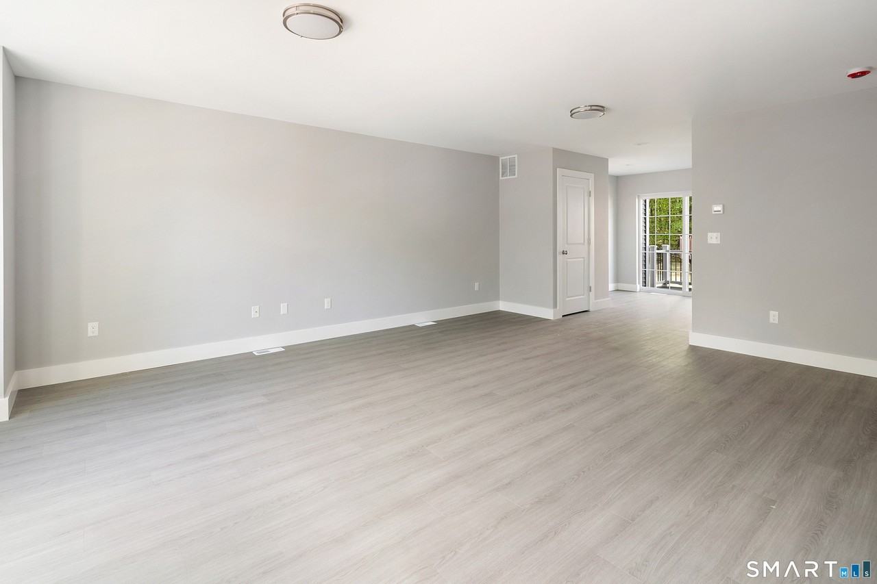 91 Taft Pt #11 - Photo 5 of 22