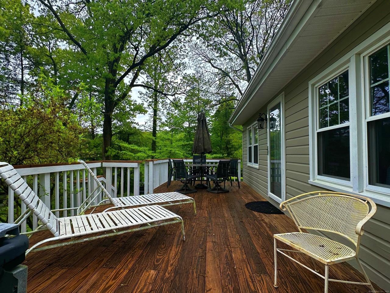 18 Inglenook Rd - Photo 6 of 24