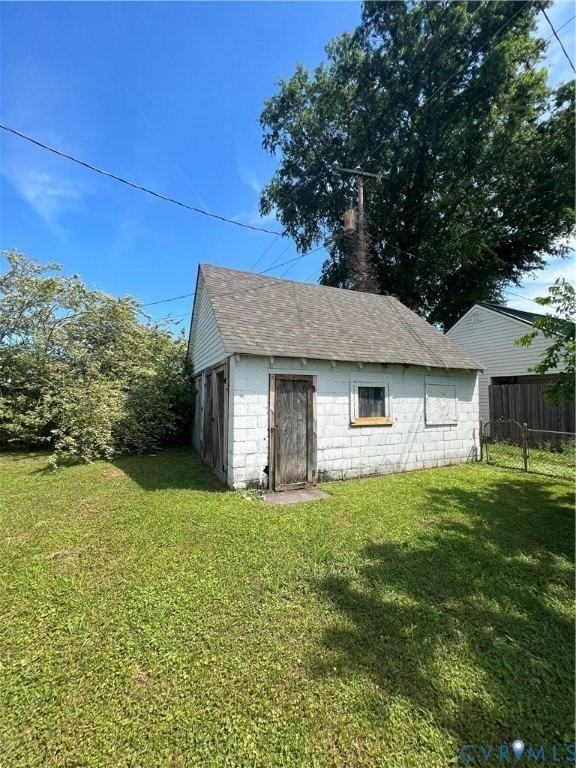 305 N 5th Ave - Photo 4 of 21