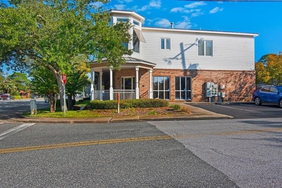 119 Beal Pkwy Se #203 - Photo 2 of 25