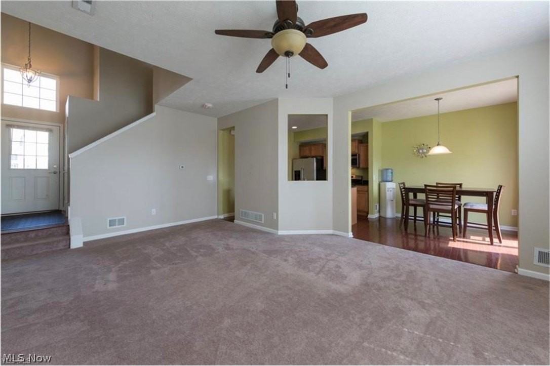 442 Turner Dr - Photo 3 of 24