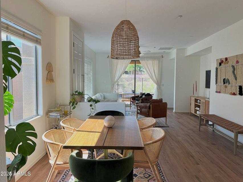 1702 W Owens Way - Photo 4 of 13