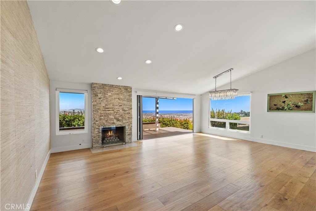 31222 Palma Dr - Photo 7 of 34