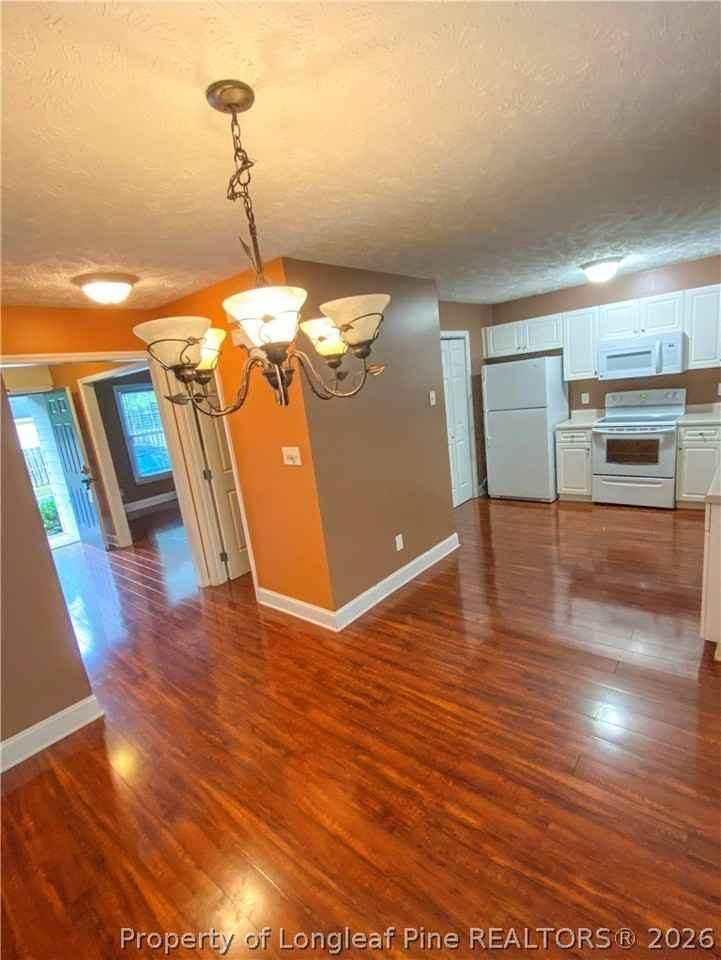 104 Brett Ct - Photo 6 of 15