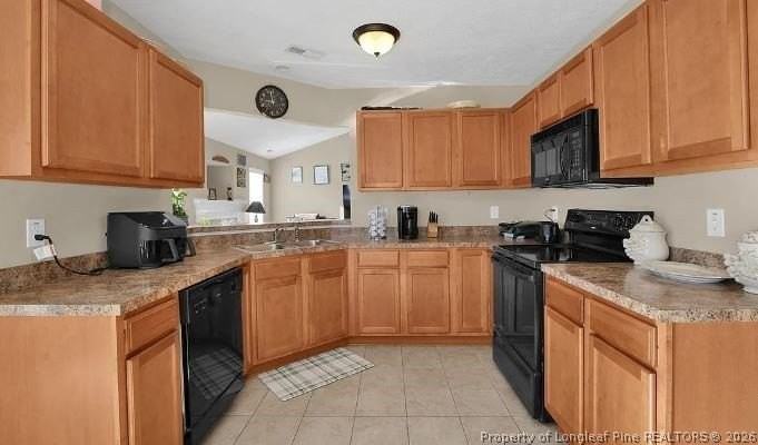 5913 Blue Sky Ln - Photo 5 of 15