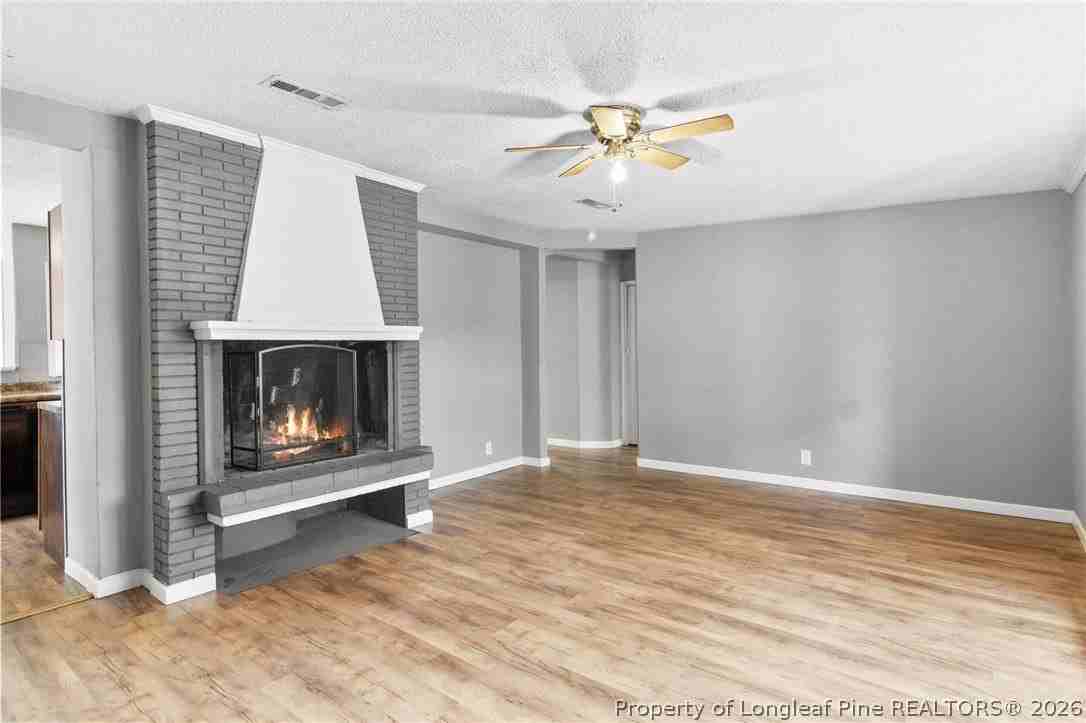 1061 Bernadine St - Photo 2 of 19