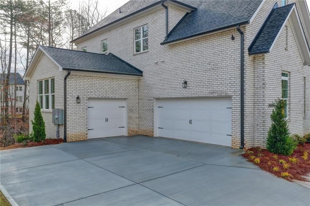 2471 Stewart Rd - Photo 3 of 50