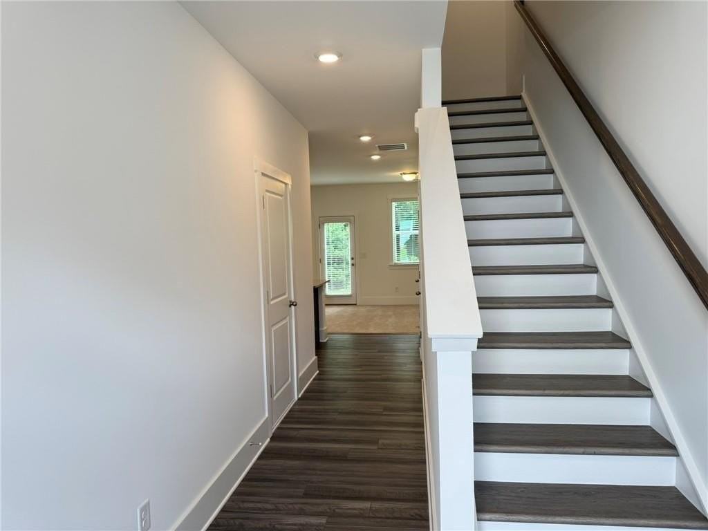 1682 Hannah Ter Nw - Photo 2 of 32