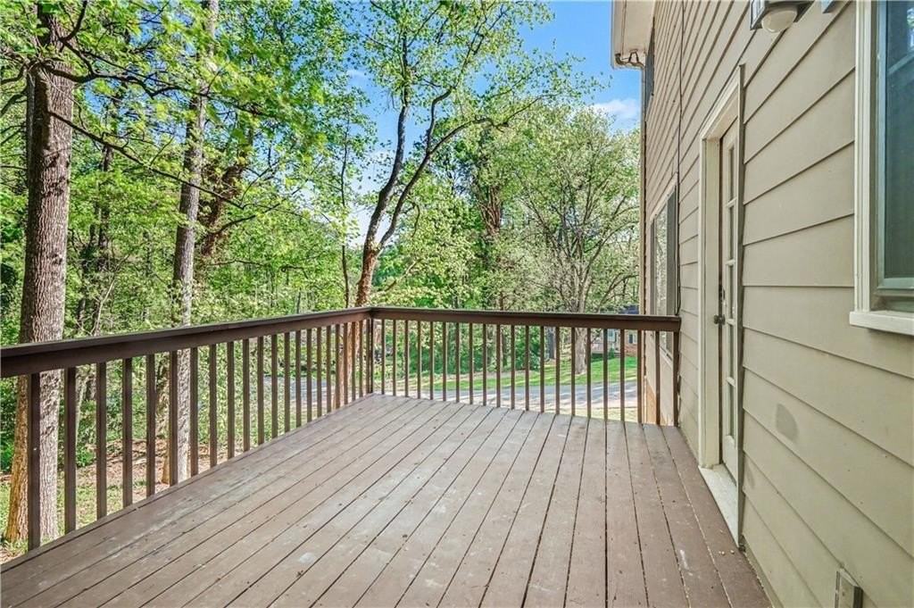 1527 Ridgewood Dr Sw - Photo 4 of 19